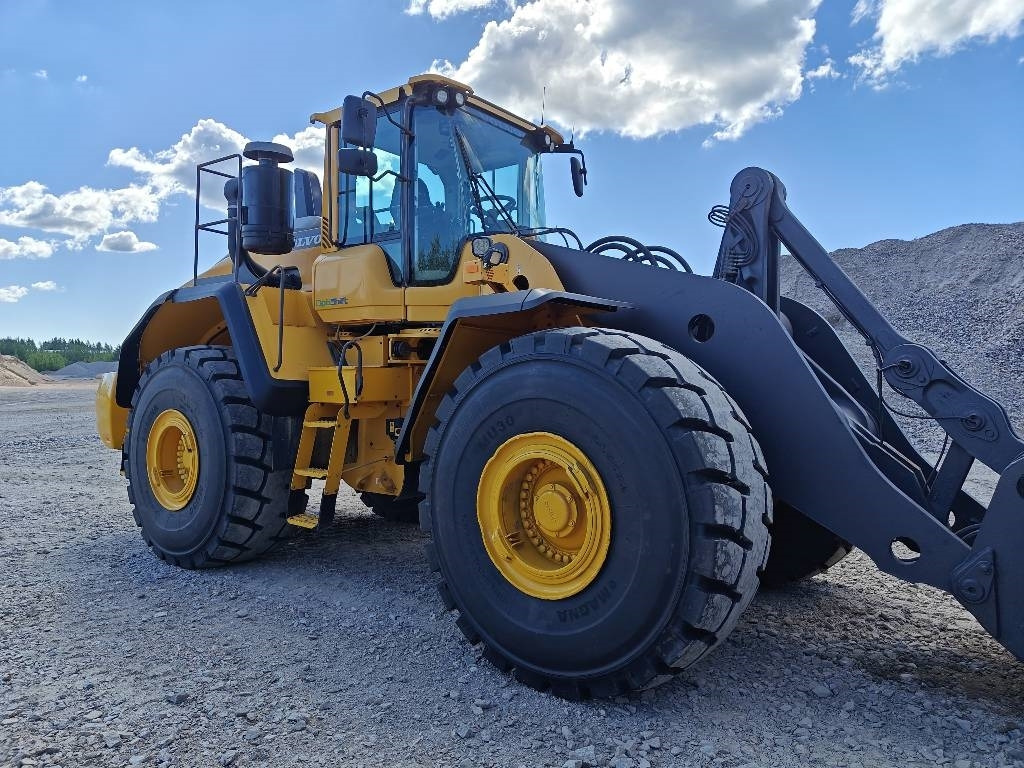 Volvo L220H - Chargeuse sur pneus: photos 5 Volvo L220H - Chargeuse sur pneus: photos 5