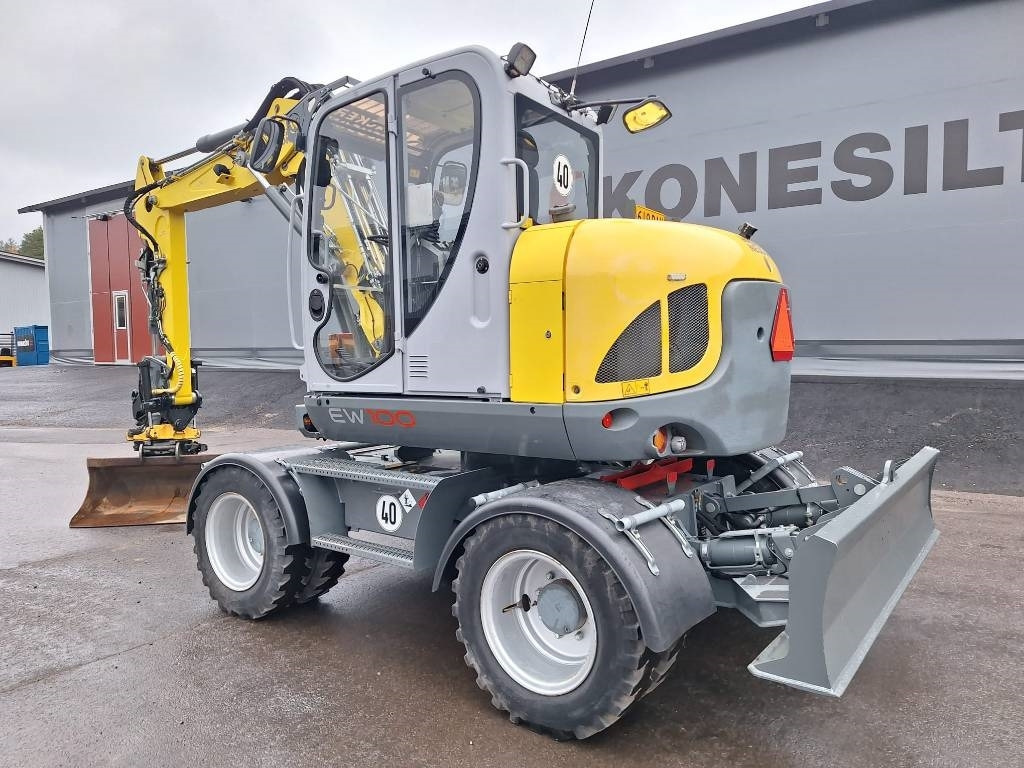 Wacker EW100 PYÖRITTÄJÄLLÄ - Pelle sur pneus: photos 3 Wacker EW100 PYÖRITTÄJÄLLÄ - Pelle sur pneus: photos 3