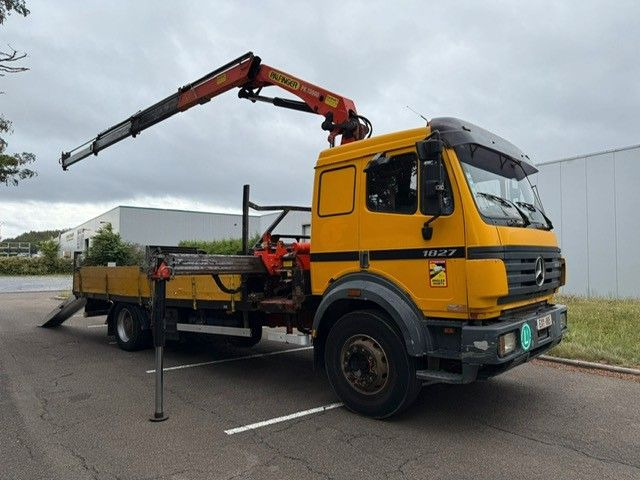 Mercedes-Benz 1827. Kran Palfinger PK13000. - Camion grue: photos 2 Mercedes-Benz 1827. Kran Palfinger PK13000. - Camion grue: photos 2