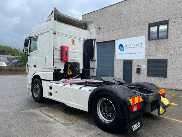 DAF XF510FT. Retarder. Hydraulik. - Tracteur routier: photos 3 DAF XF510FT. Retarder. Hydraulik. - Tracteur routier: photos 3