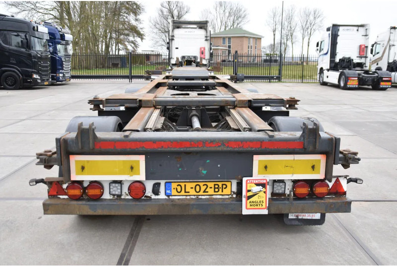 Renders ROC 16.30 - LIFT AXLE - BPW AXLES - DISC BRAKES - GOOD CONDITION - - Semi-remorque porte-conteneur/ Caisse mobile: photos 3 Renders ROC 16.30 - LIFT AXLE - BPW AXLES - DISC BRAKES - GOOD CONDITION - - Semi-remorque porte-conteneur/ Caisse mobile: photos 3