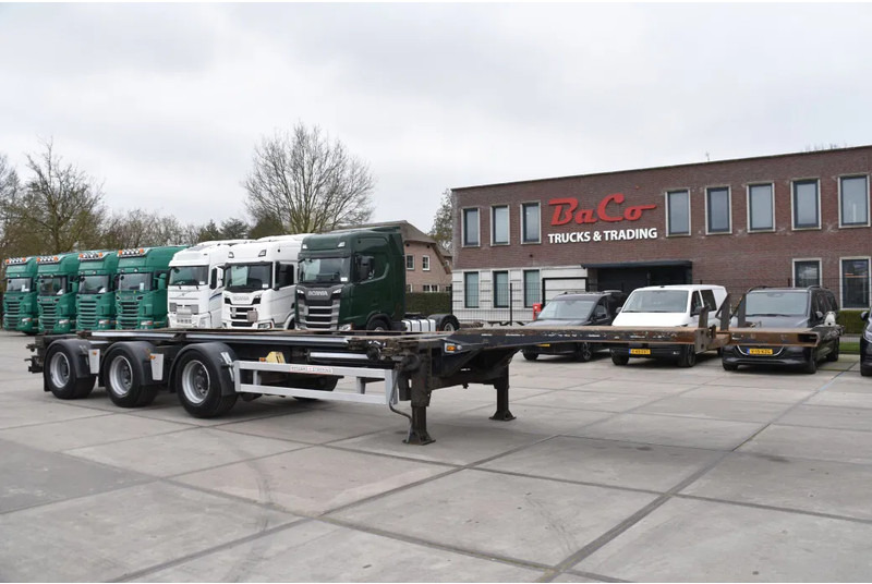 Renders ROC 16.30 - LIFT AXLE - BPW AXLES - DISC BRAKES - GOOD CONDITION - - Semi-remorque porte-conteneur/ Caisse mobile: photos 1 Renders ROC 16.30 - LIFT AXLE - BPW AXLES - DISC BRAKES - GOOD CONDITION - - Semi-remorque porte-conteneur/ Caisse mobile: photos 1