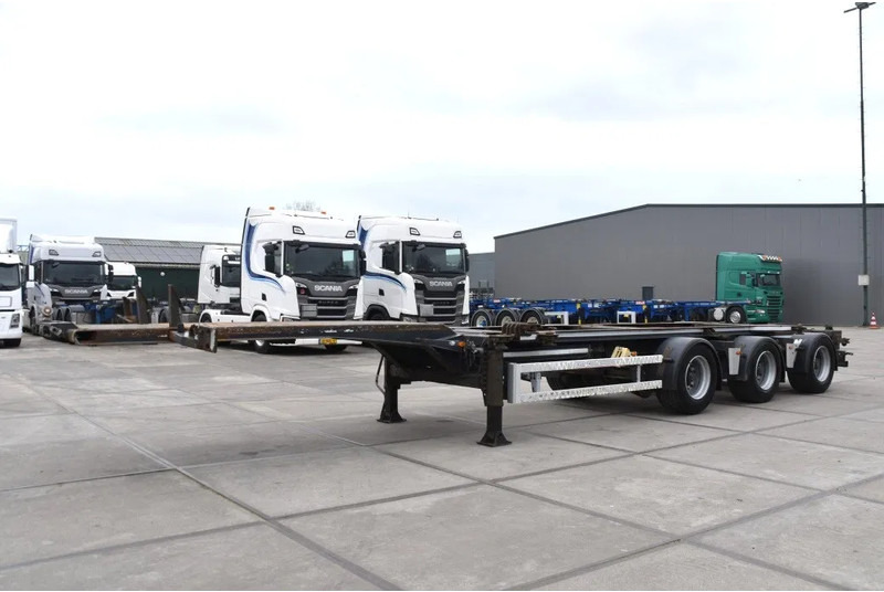 Renders ROC 16.30 - LIFT AXLE - BPW AXLES - DISC BRAKES - GOOD CONDITION - - Semi-remorque porte-conteneur/ Caisse mobile: photos 5 Renders ROC 16.30 - LIFT AXLE - BPW AXLES - DISC BRAKES - GOOD CONDITION - - Semi-remorque porte-conteneur/ Caisse mobile: photos 5