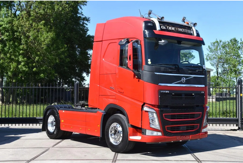 Volvo FH 460 Globe 4x2 - HYDRAULIC SYSTEM - RETARDER - 718 TKM - AIRCO - DIFF. LOCK - PTO - GOOD CONDITION - - Tracteur routier: photos 1 Volvo FH 460 Globe 4x2 - HYDRAULIC SYSTEM - RETARDER - 718 TKM - AIRCO - DIFF. LOCK - PTO - GOOD CONDITION - - Tracteur routier: photos 1