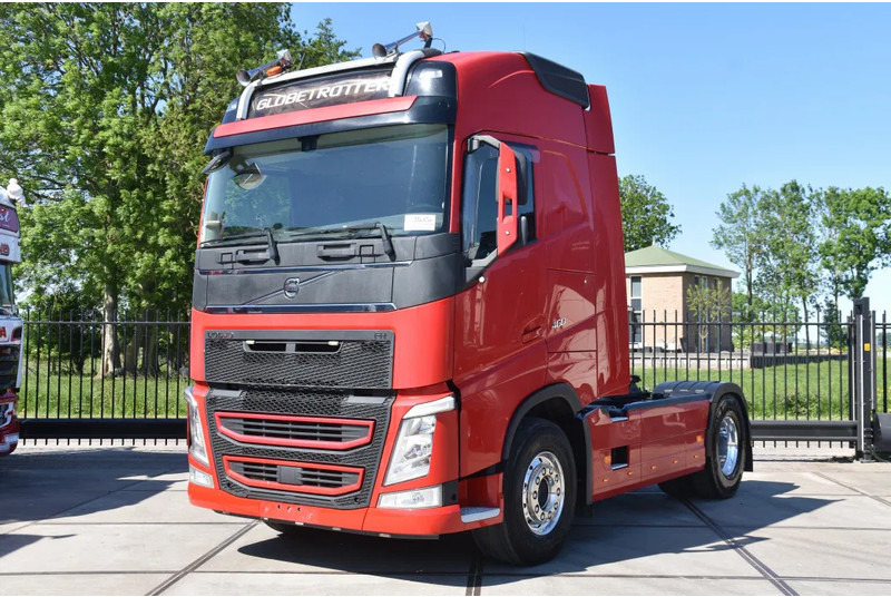 Volvo FH 460 Globe 4x2 - RETARDER- HYDRAULIC SYSTEM - 718 TKM - AIRCO - DIFF. LOCK - PTO - GOOD CONDITION - - Tracteur routier: photos 2 Volvo FH 460 Globe 4x2 - RETARDER- HYDRAULIC SYSTEM - 718 TKM - AIRCO - DIFF. LOCK - PTO - GOOD CONDITION - - Tracteur routier: photos 2