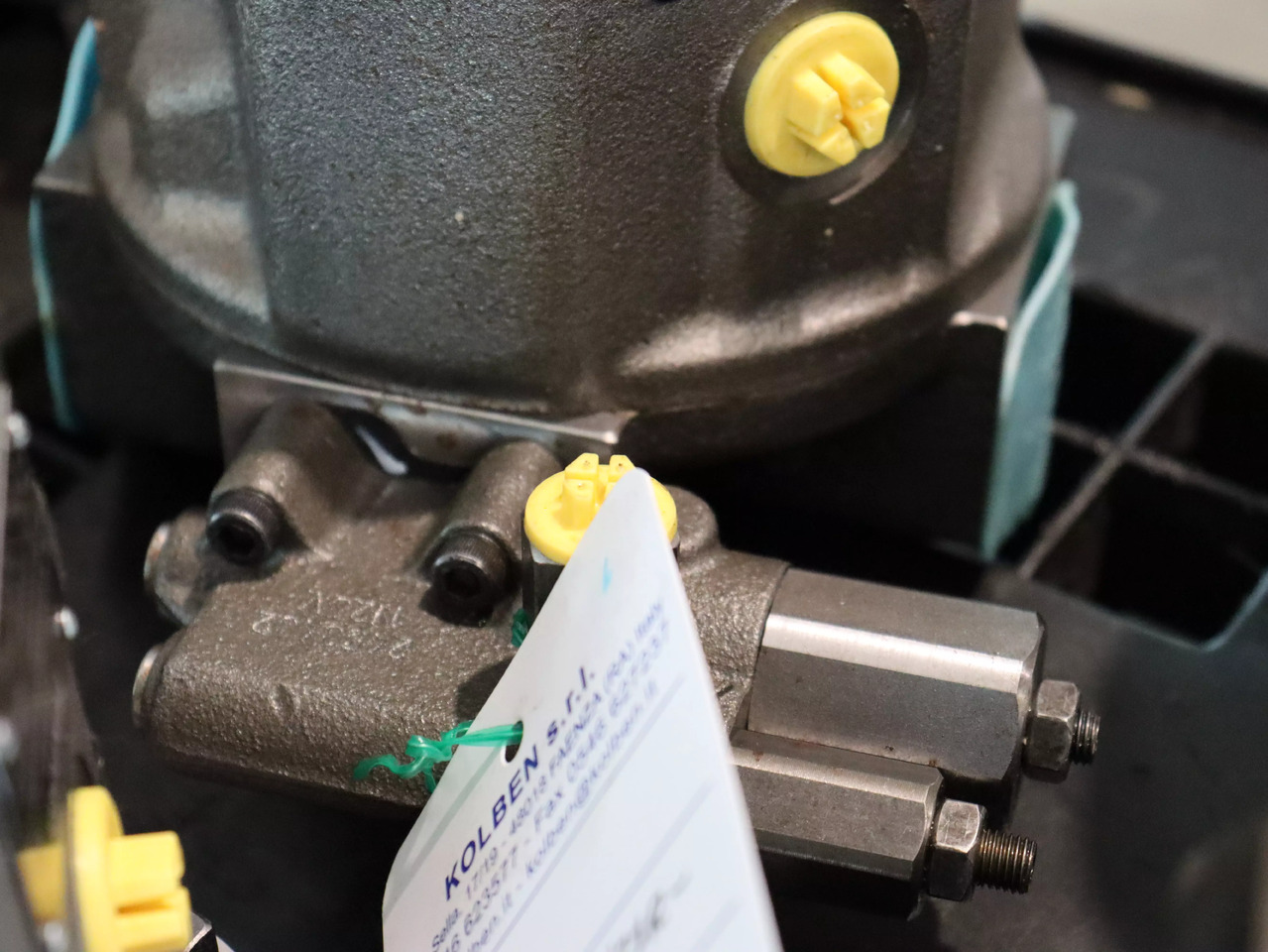 REXROTH A10VSO28DFR/31R-PPA12N00 - Pompe hydraulique pour Matériel de manutention: photos 3 REXROTH A10VSO28DFR/31R-PPA12N00 - Pompe hydraulique pour Matériel de manutention: photos 3