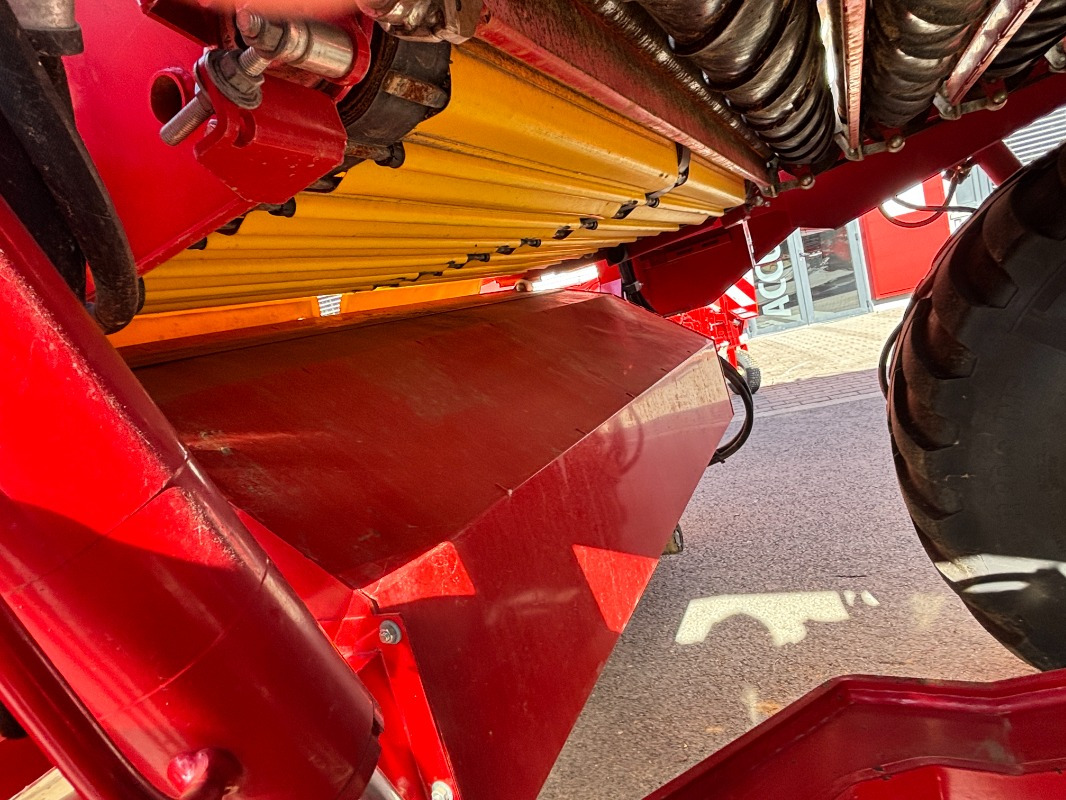 Grimme SELECT 200 - Matériel de récolte: photos 2 Grimme SELECT 200 - Matériel de récolte: photos 2