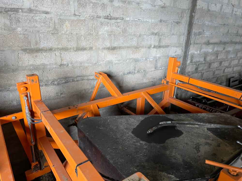 Keulmac ONION TOPPER - Machine à vendanger: photos 5 Keulmac ONION TOPPER - Machine à vendanger: photos 5