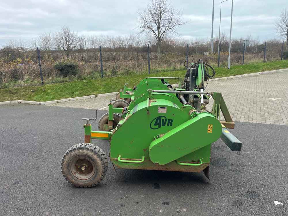 AVR RAFALE - Matériel de récolte: photos 2 AVR RAFALE - Matériel de récolte: photos 2