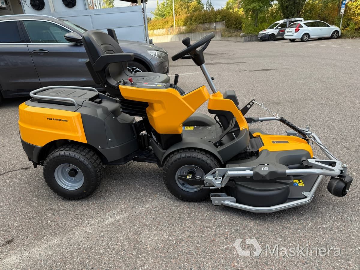 Åkgräsklippare Stiga Park Pro 900 AWX ink Klippaggregat & Snöslunga - Motofaucheuse: photos 4 Åkgräsklippare Stiga Park Pro 900 AWX ink Klippaggregat & Snöslunga - Motofaucheuse: photos 4