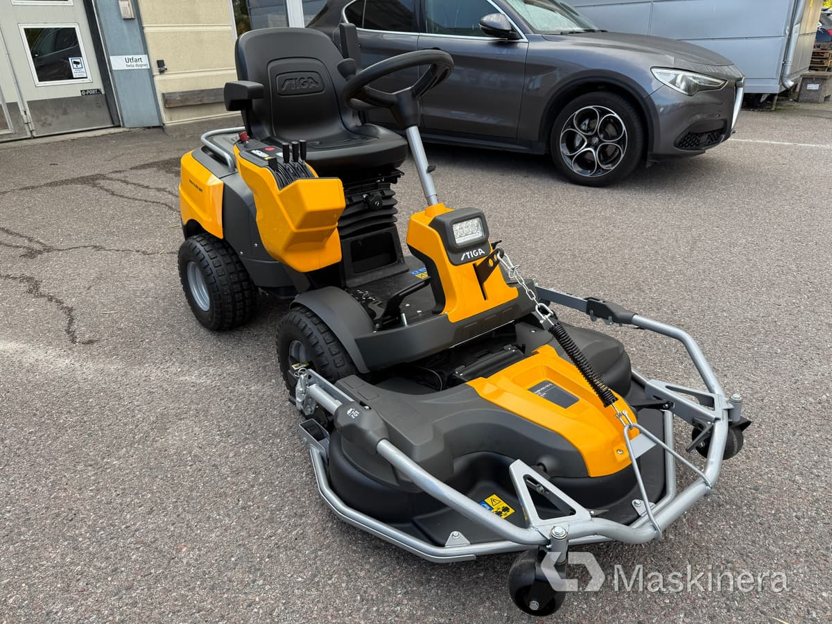 Åkgräsklippare Stiga Park Pro 900 AWX ink Klippaggregat & Snöslunga - Motofaucheuse: photos 3 Åkgräsklippare Stiga Park Pro 900 AWX ink Klippaggregat & Snöslunga - Motofaucheuse: photos 3