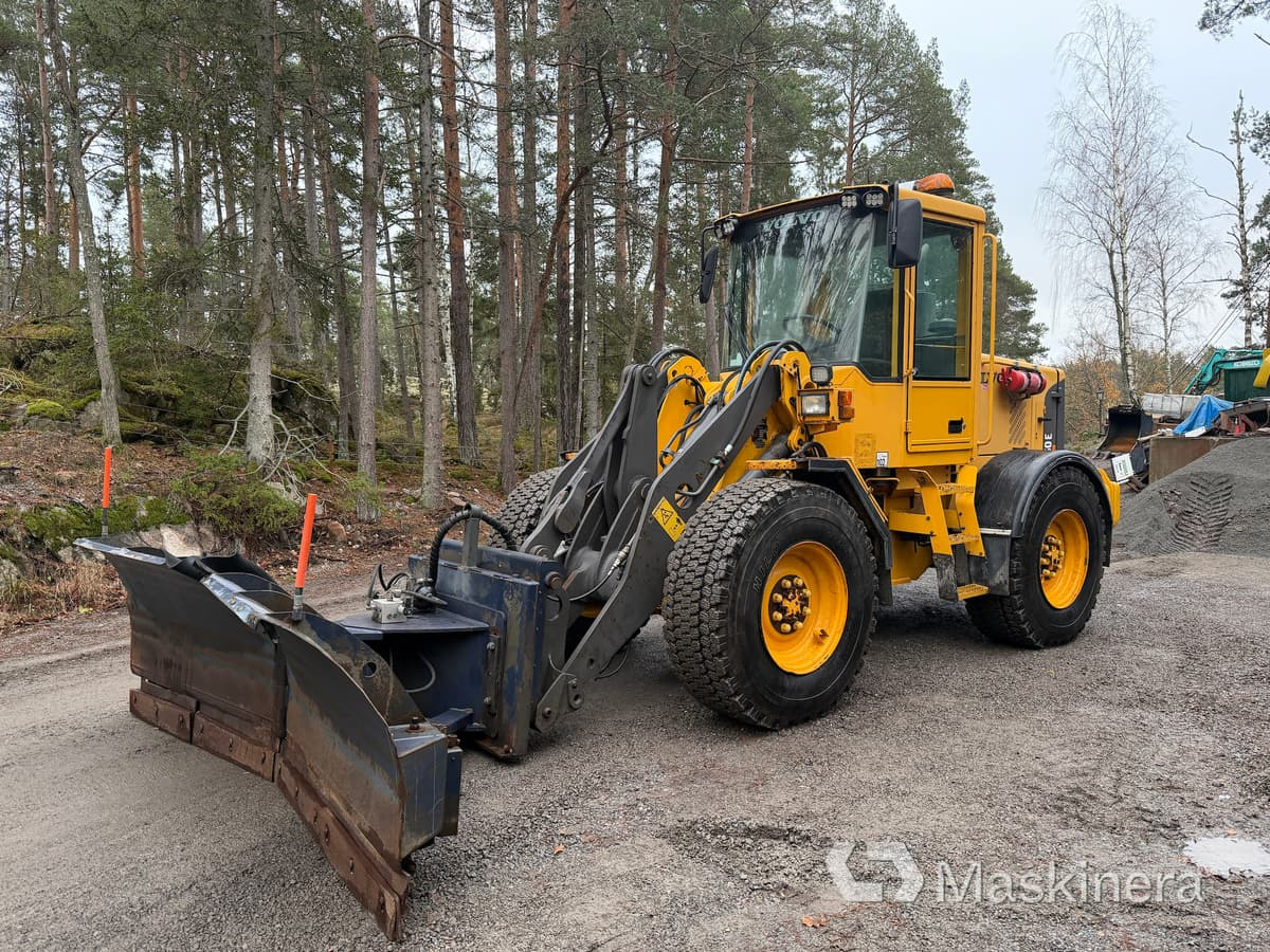 Hjullastare Volvo L50E med tillbehör - Autre matériel: photos 1 Hjullastare Volvo L50E med tillbehör - Autre matériel: photos 1