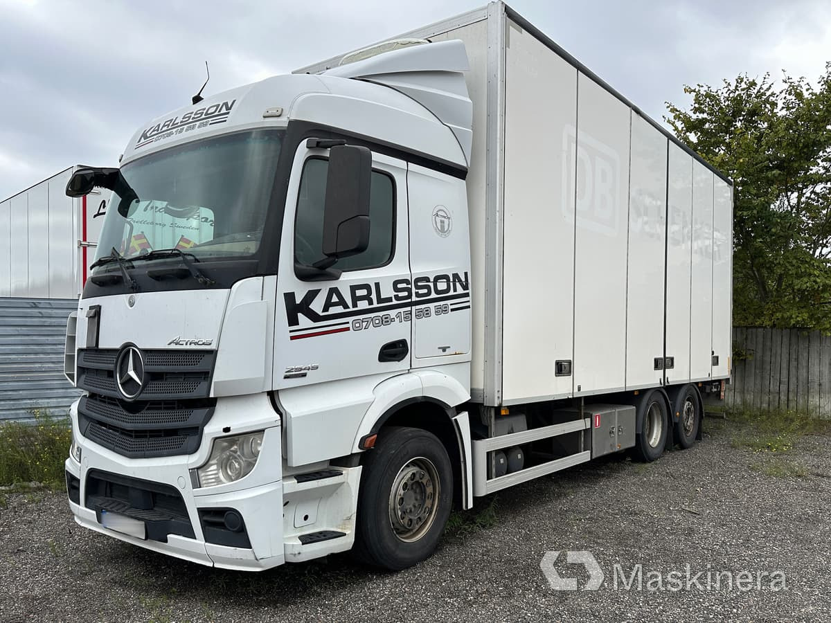 Lastbil Mercedes-Benz Actros - Autre matériel: photos 1 Lastbil Mercedes-Benz Actros - Autre matériel: photos 1