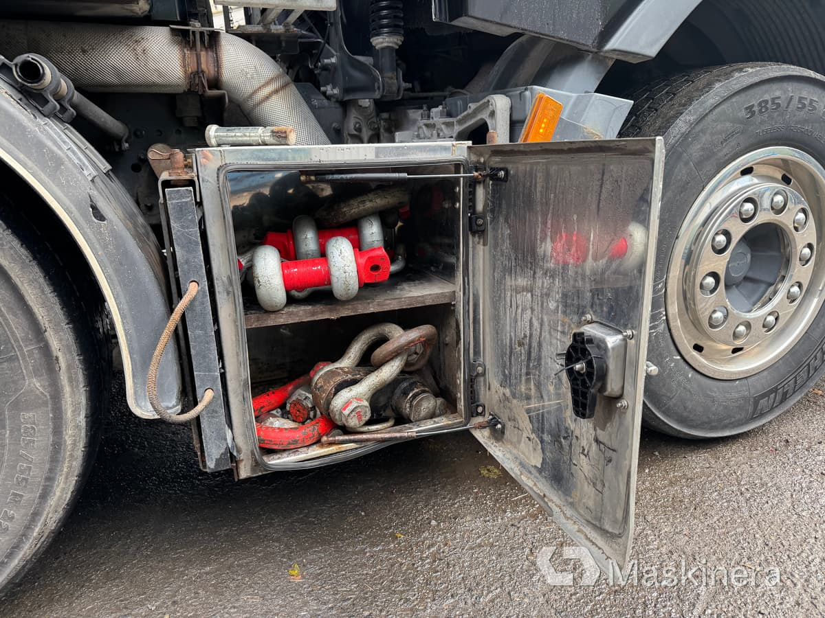 Bodbil Volvo FH 82F med Fassi F820 kran & jib — crédit-bail Bodbil Volvo FH 82F med Fassi F820 kran & jib: photos 32 Bodbil Volvo FH 82F med Fassi F820 kran & jib — crédit-bail Bodbil Volvo FH 82F med Fassi F820 kran & jib: photos 32