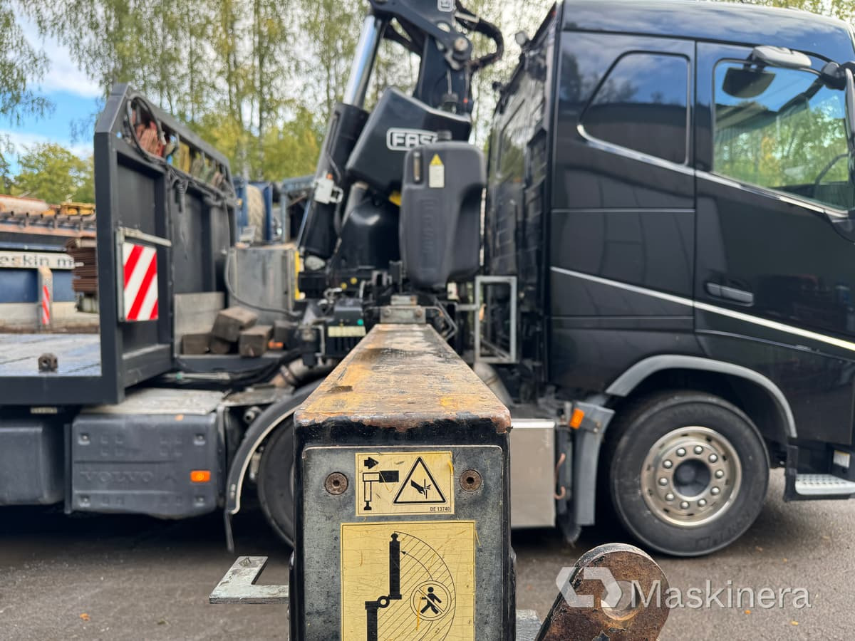 Bodbil Volvo FH 82F med Fassi F820 kran & jib — crédit-bail Bodbil Volvo FH 82F med Fassi F820 kran & jib: photos 28 Bodbil Volvo FH 82F med Fassi F820 kran & jib — crédit-bail Bodbil Volvo FH 82F med Fassi F820 kran & jib: photos 28