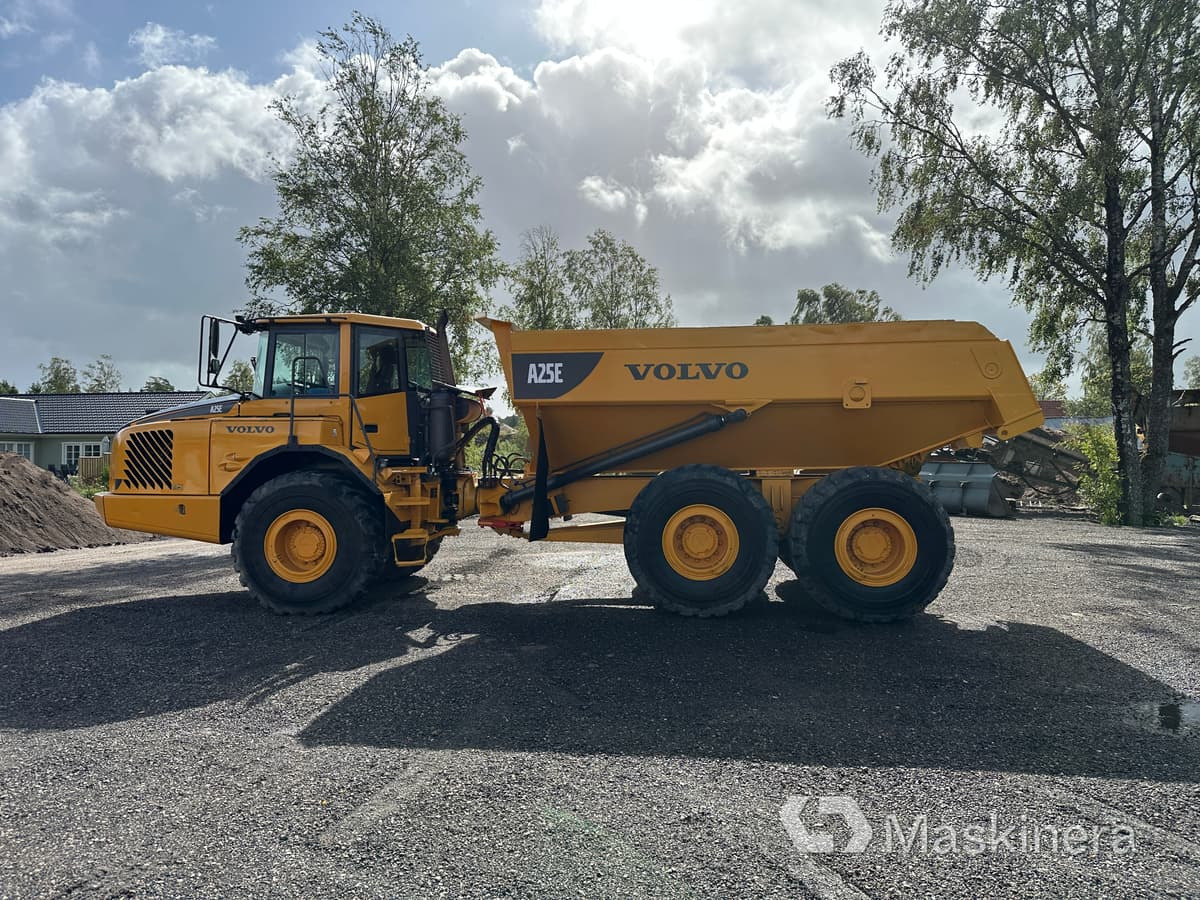 Dumper Volvo A25E 6x6 - Tombereau articulé: photos 3 Dumper Volvo A25E 6x6 - Tombereau articulé: photos 3