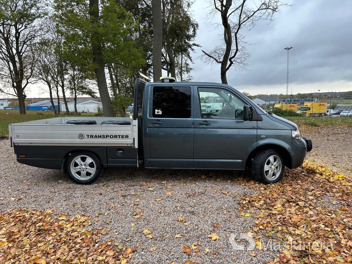Flakbil Volkswagen Transporter dubbelhytt - Fourgonnette: photos 4 Flakbil Volkswagen Transporter dubbelhytt - Fourgonnette: photos 4