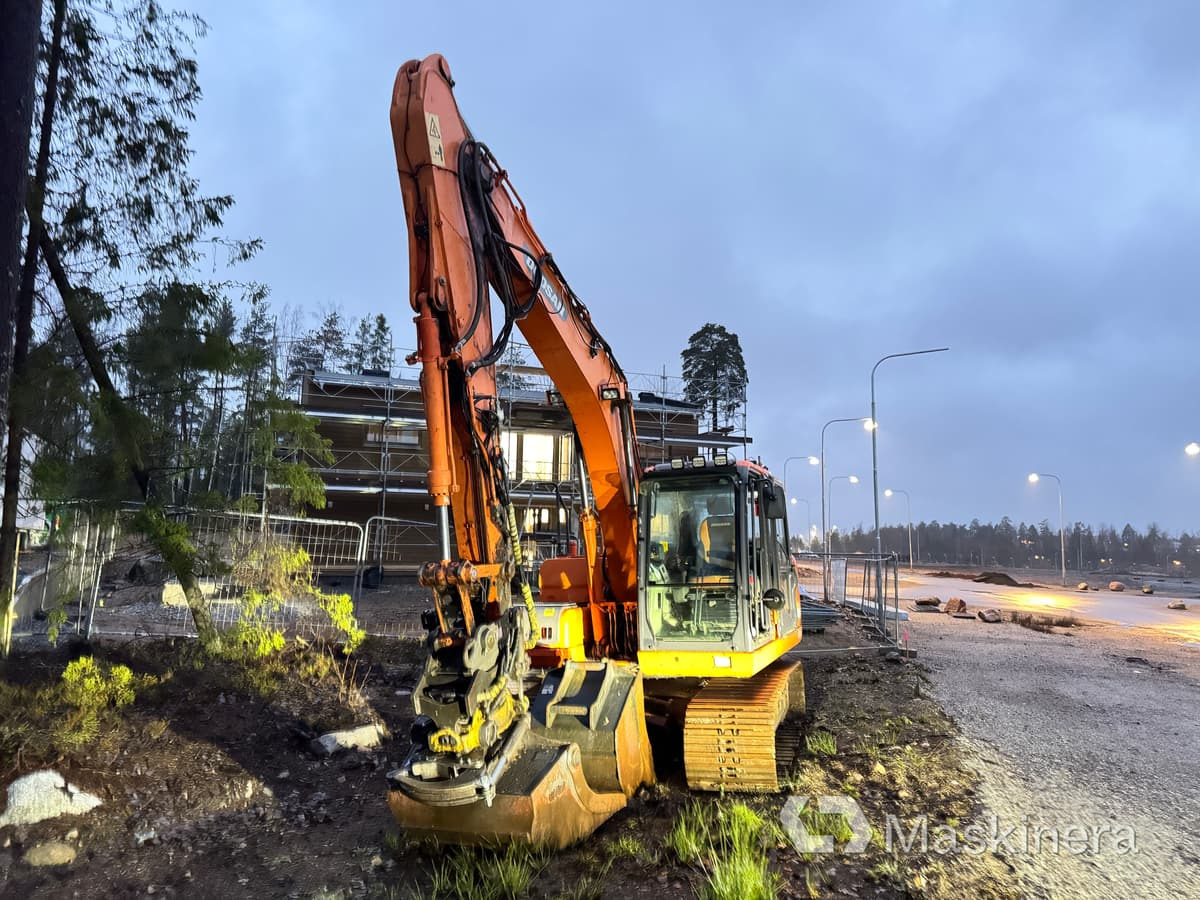 Grävmaskin Doosan DX140LC - Pelle sur chenille: photos 2 Grävmaskin Doosan DX140LC - Pelle sur chenille: photos 2