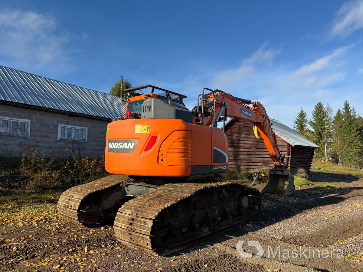 Grävmaskin Doosan DX140LCR-5 / Skördaraggregat 25RH - Pelle sur chenille: photos 5 Grävmaskin Doosan DX140LCR-5 / Skördaraggregat 25RH - Pelle sur chenille: photos 5