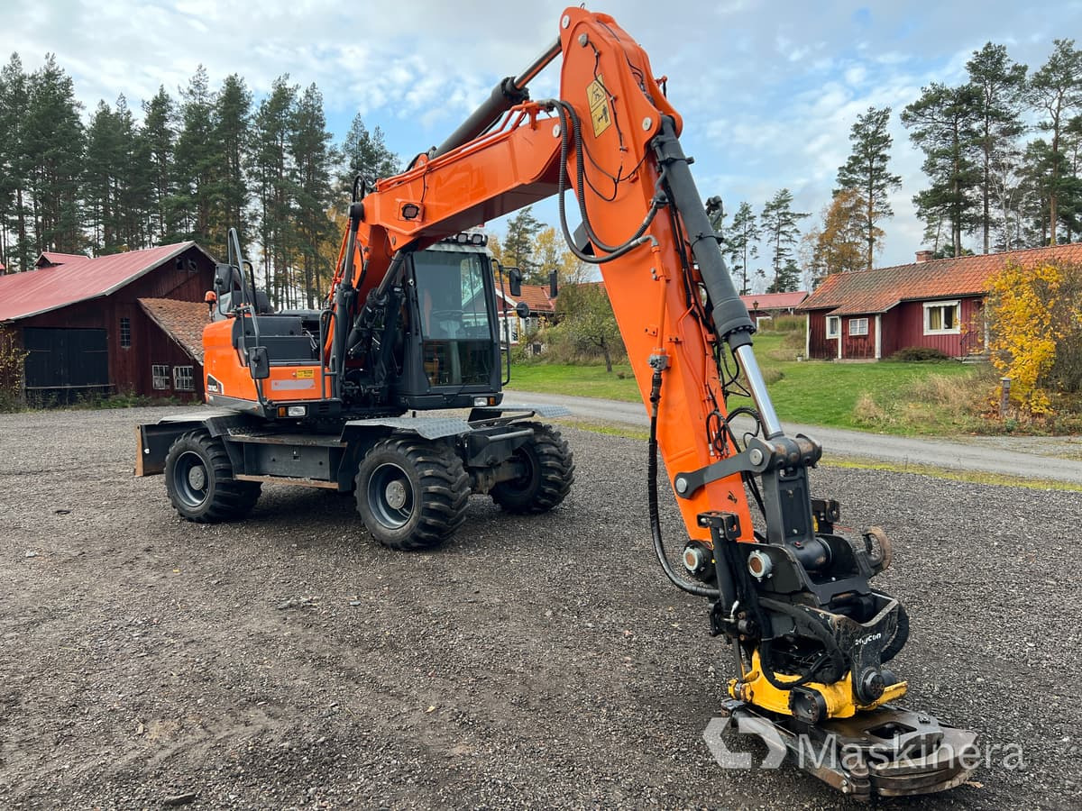 Hjulgrävare Doosan DX140-5 - Pelle sur chenille: photos 3 Hjulgrävare Doosan DX140-5 - Pelle sur chenille: photos 3
