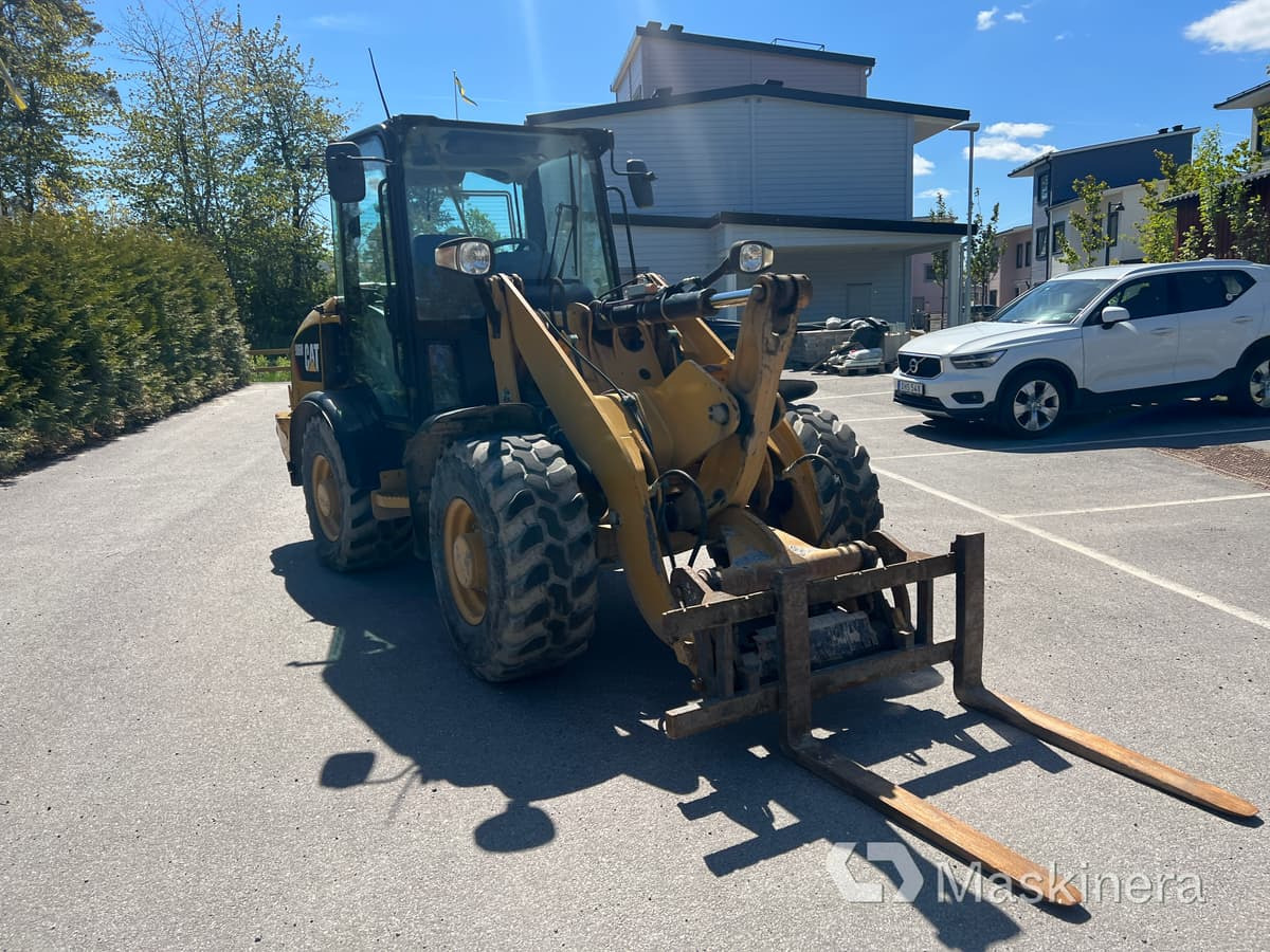 Hjullastare CAT 906M med redskap - Chargeuse sur pneus: photos 3 Hjullastare CAT 906M med redskap - Chargeuse sur pneus: photos 3