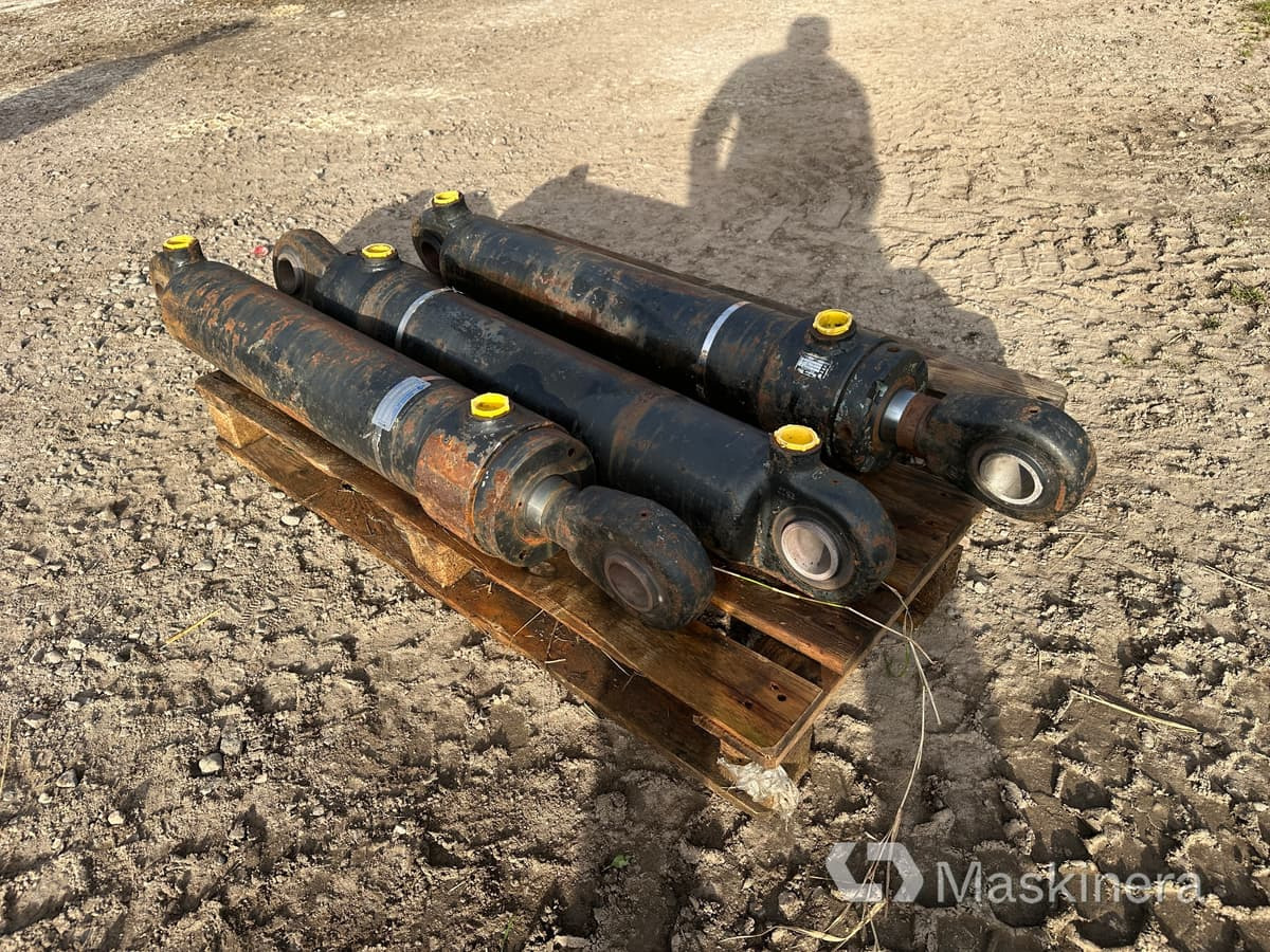 Hydraulcylindrar Monsun-Tison 3 st - Vérin hydraulique pour Engins de chantier: photos 3 Hydraulcylindrar Monsun-Tison 3 st - Vérin hydraulique pour Engins de chantier: photos 3