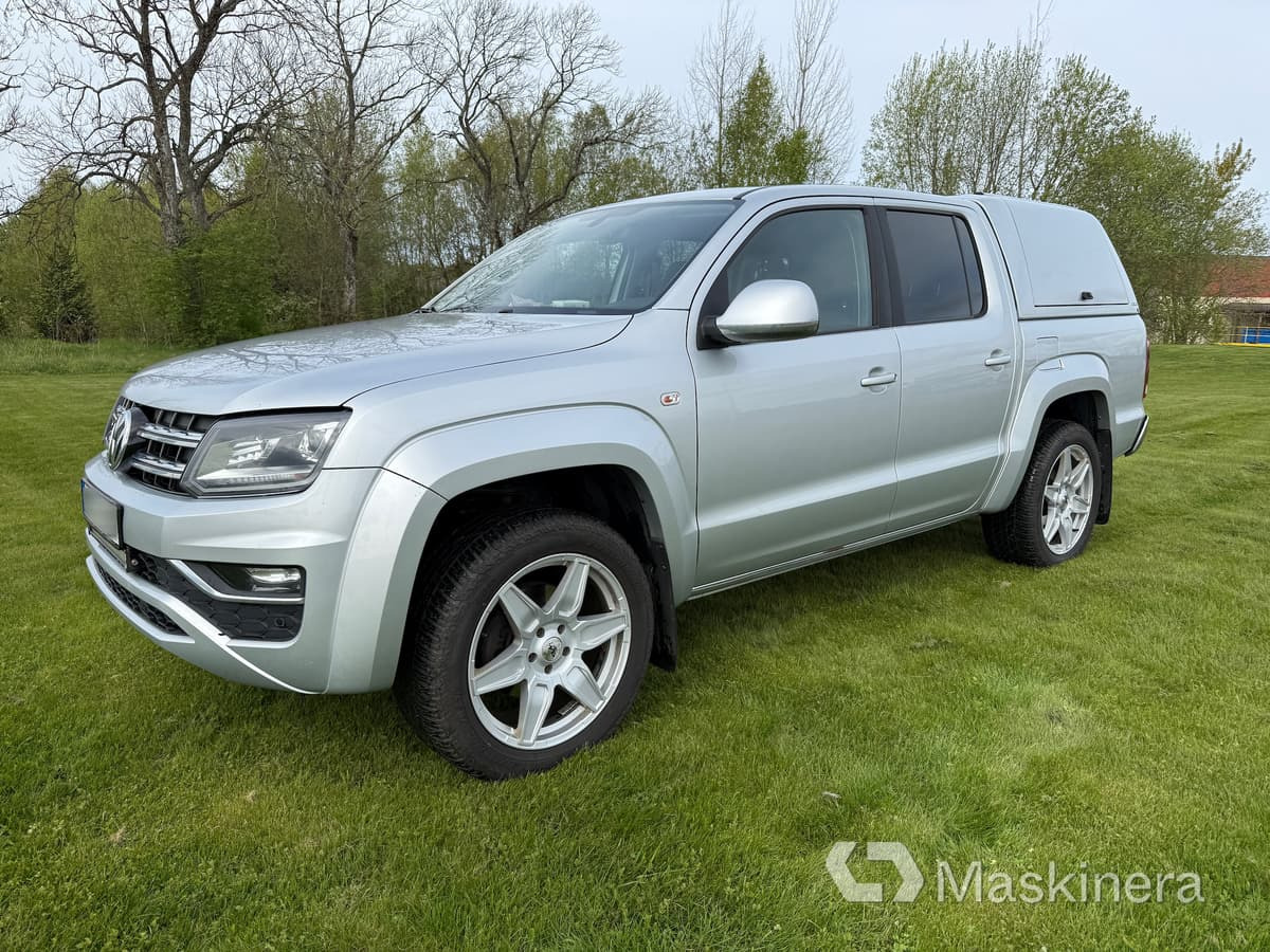 Pickup Volkswagen Amarok highline med kåpa - Fourgonnette: photos 1 Pickup Volkswagen Amarok highline med kåpa - Fourgonnette: photos 1