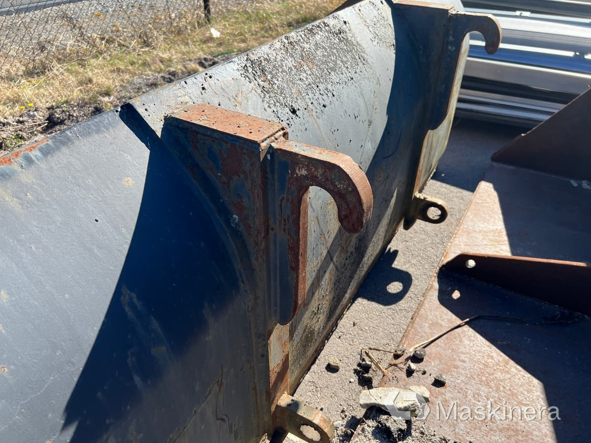 Planskopa Stora-BM - Godet pour chargeur: photos 4 Planskopa Stora-BM - Godet pour chargeur: photos 4