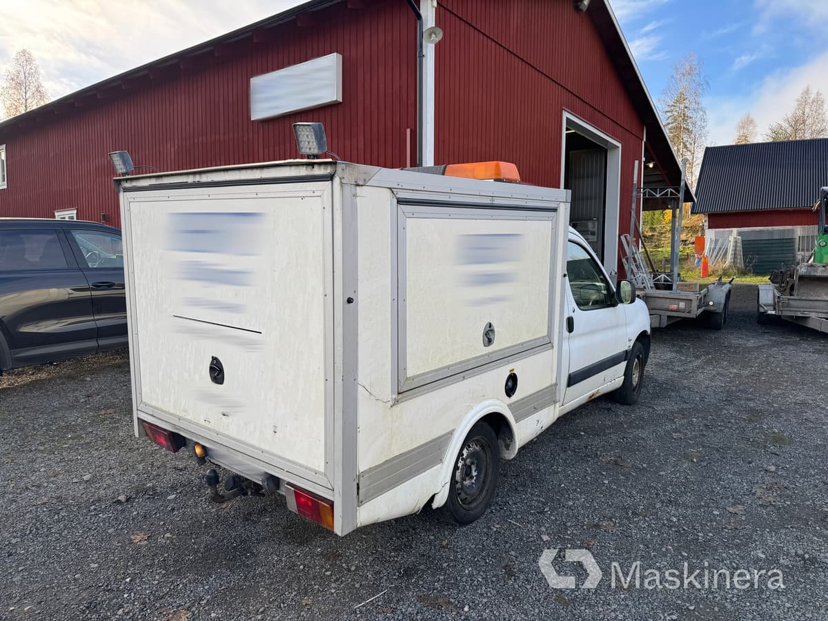 Skåpbil Peugeot Partner 1.6 HDI - Fourgonnette: photos 5 Skåpbil Peugeot Partner 1.6 HDI - Fourgonnette: photos 5