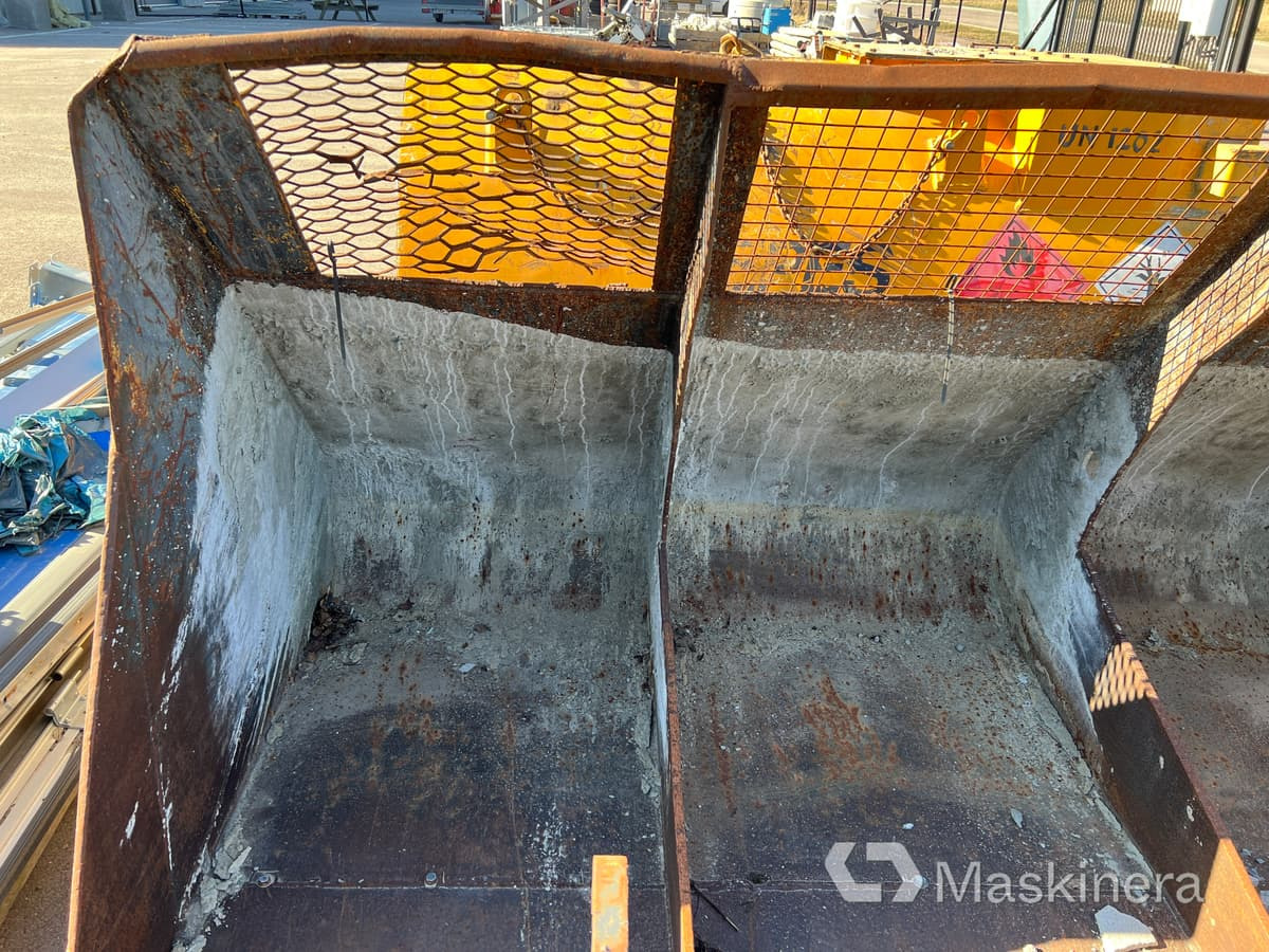 Skopa Stora-BM - Godet pour chargeur: photos 2 Skopa Stora-BM - Godet pour chargeur: photos 2