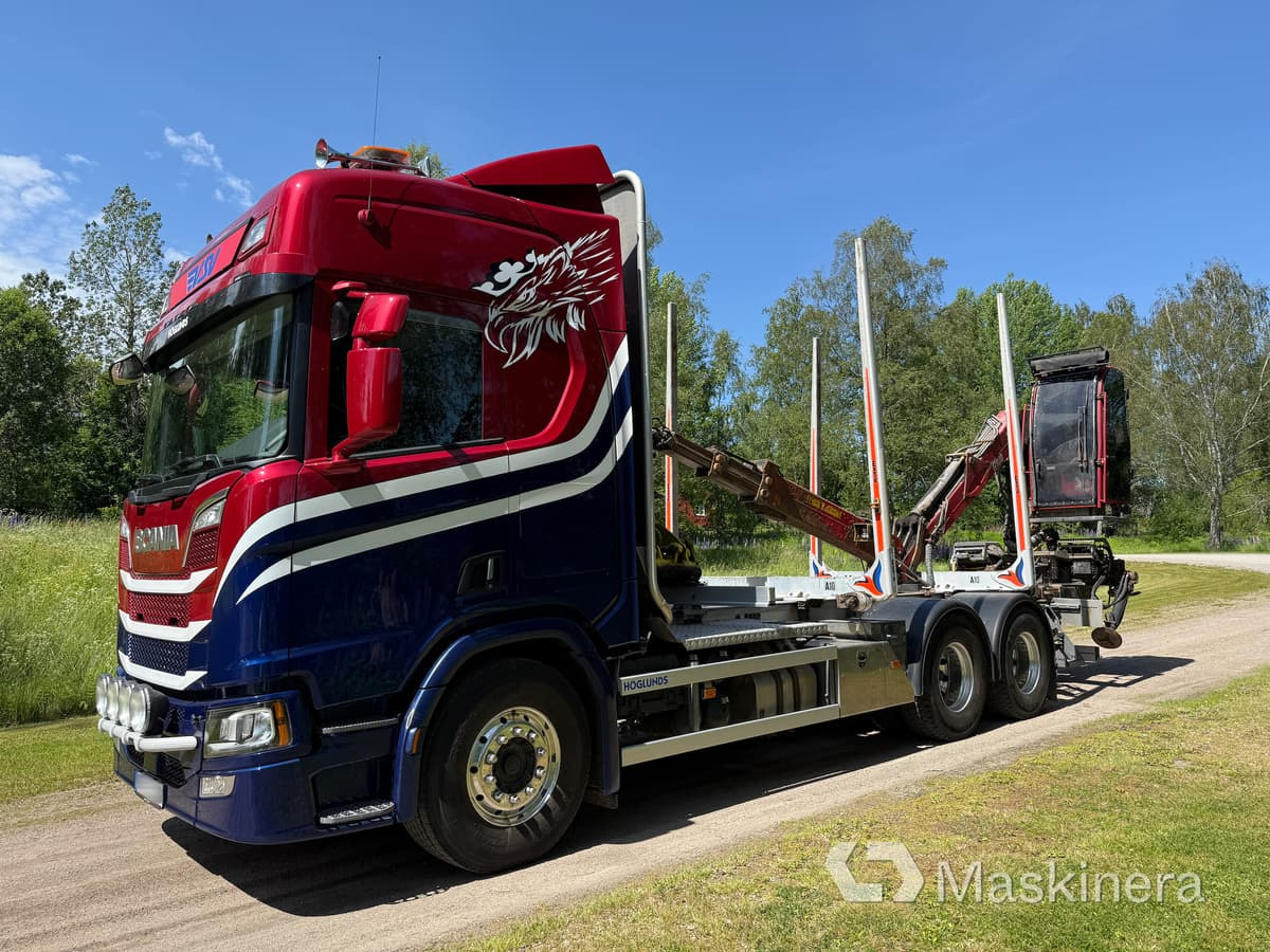 Timmerbil Scania R650B 6x4 NB med kran - Camion grumier, Camion grue: photos 1 Timmerbil Scania R650B 6x4 NB med kran - Camion grumier, Camion grue: photos 1