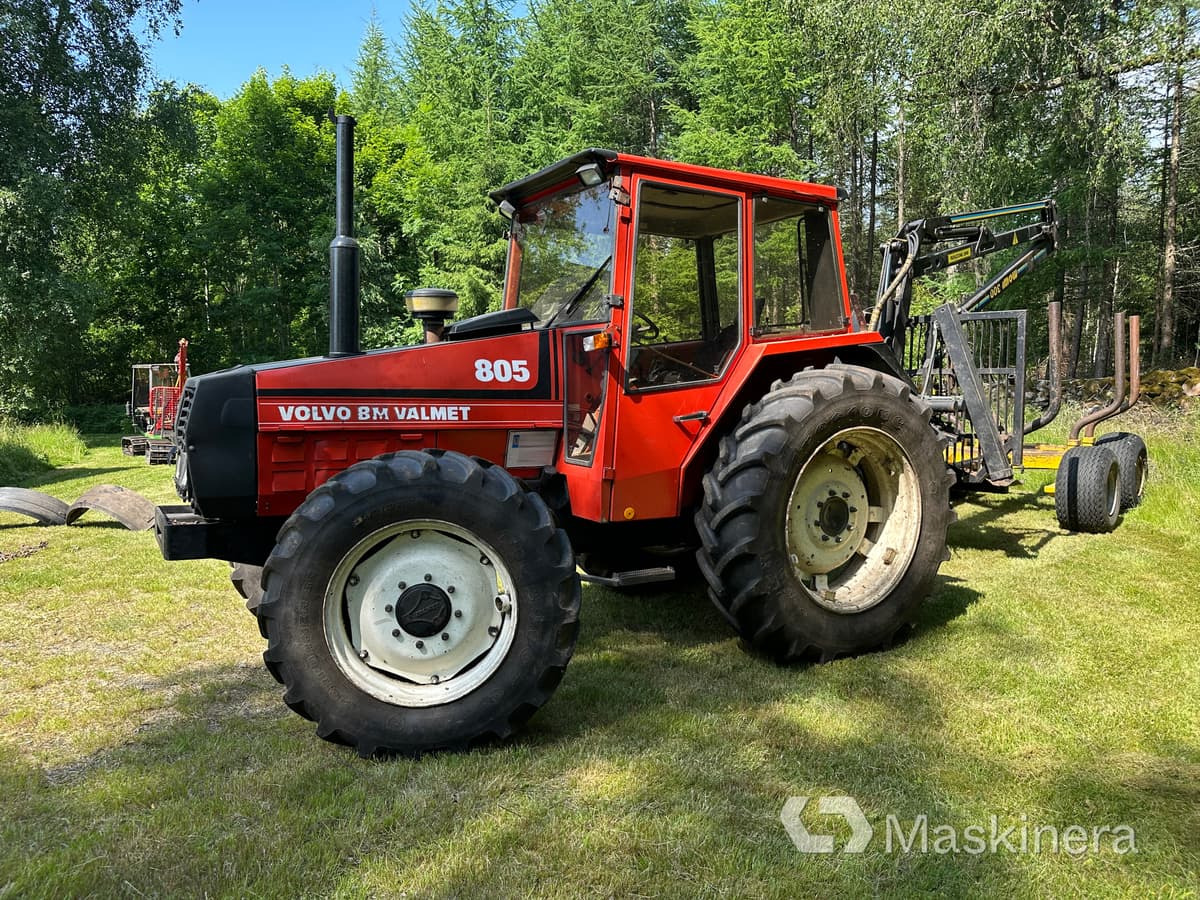 Traktor Volvo BM 805-4 med skogsvagn och kran - Tracteur agricole, Remorque forestière: photos 5 Traktor Volvo BM 805-4 med skogsvagn och kran - Tracteur agricole, Remorque forestière: photos 5