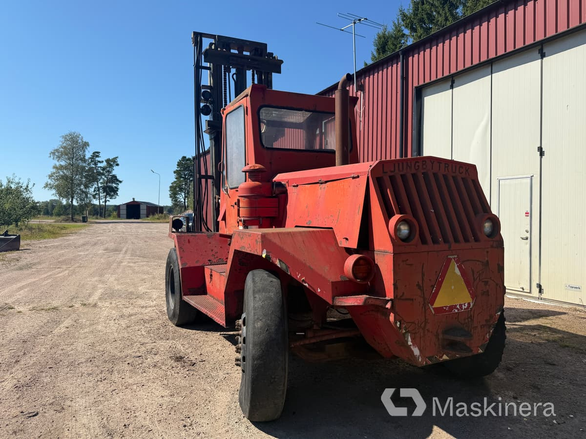 Truck Ljungby LT8 - Chariot élévateur diesel: photos 4 Truck Ljungby LT8 - Chariot élévateur diesel: photos 4