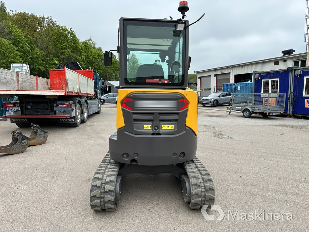 Volvo JECR25D Electric Grävmaskin Volvo ECR25 Electric - Pelle sur chenille: photos 4 Volvo JECR25D Electric Grävmaskin Volvo ECR25 Electric - Pelle sur chenille: photos 4