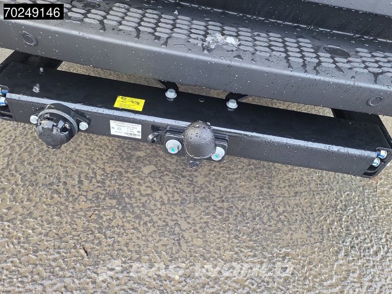 Fourgon utilitaire neuf Iveco Daily 35C21 210PK Automaat L2H2 Dubbellucht LED Black Edition Special color ACC 3.5t trekhaak Navi L2H2 12m3 Airco Trekhaak: photos 7