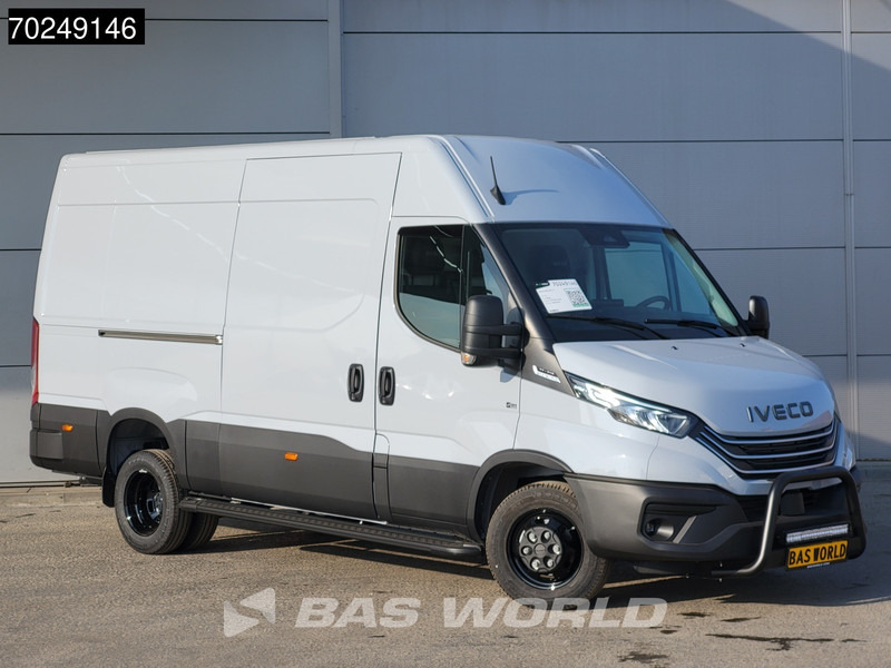 Fourgon utilitaire neuf Iveco Daily 35C21 210PK Automaat L2H2 Dubbellucht LED Black Edition Special color ACC 3.5t trekhaak Navi L2H2 12m3 Airco Trekhaak: photos 11