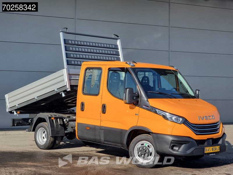Iveco Daily 35C21 3-Zijdige Kipper Dubbel Cabine 210PK 3.0L Dubbellucht 3,5t Trekhaak ACC Airco LED Camera CarPlay Euro6 Tipper Benne Kieper - Utilitaire benne: photos 2 Iveco Daily 35C21 3-Zijdige Kipper Dubbel Cabine 210PK 3.0L Dubbellucht 3,5t Trekhaak ACC Airco LED Camera CarPlay Euro6 Tipper Benne Kieper - Utilitaire benne: photos 2