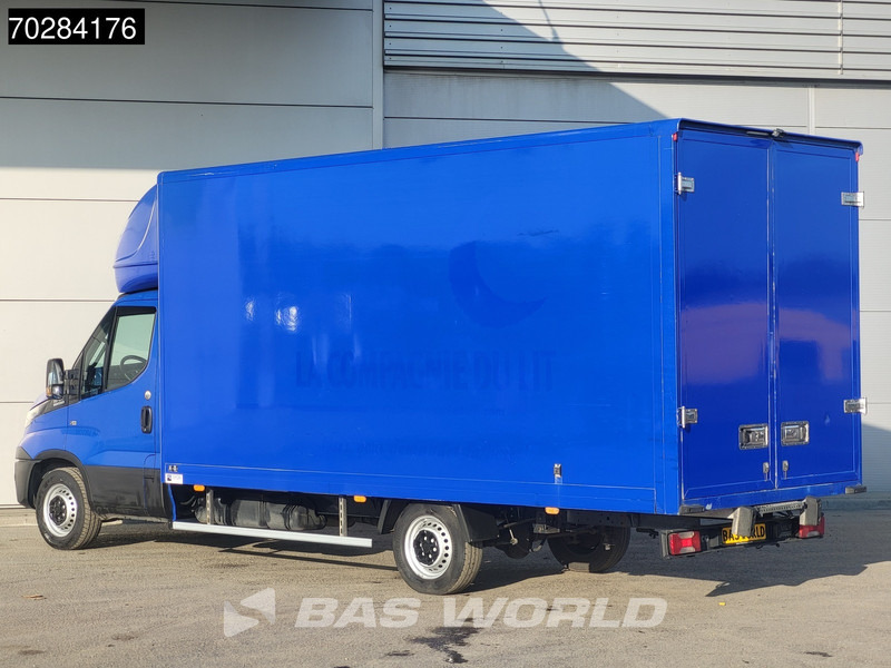 Iveco Daily 35S14 Automaat Bakwagen Achterdeuren Airco Cruise Euro6 Meubelbak Koffer 24m3 Airco Cruise control - Fourgon grand volume: photos 2 Iveco Daily 35S14 Automaat Bakwagen Achterdeuren Airco Cruise Euro6 Meubelbak Koffer 24m3 Airco Cruise control - Fourgon grand volume: photos 2