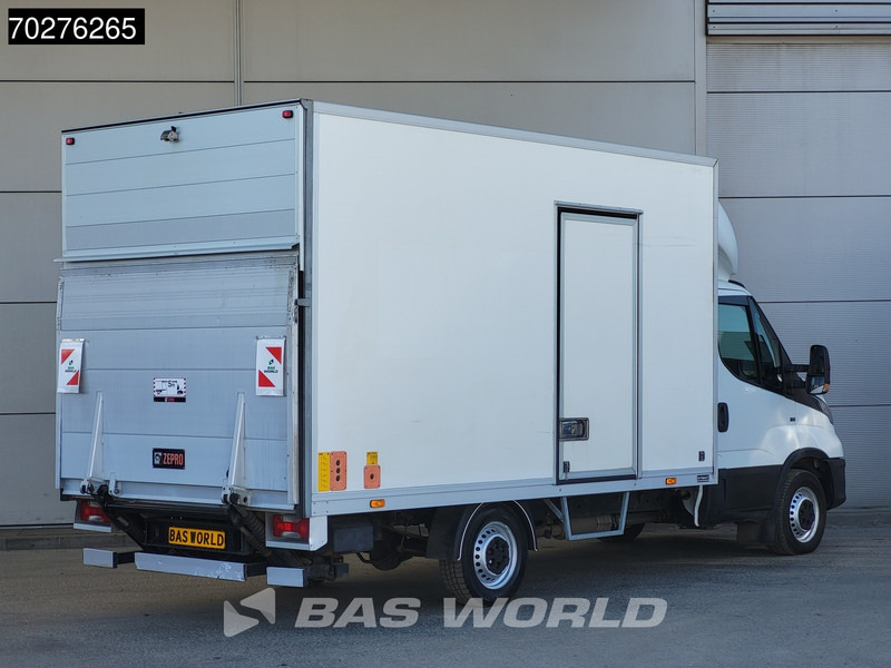 Iveco Daily 35S14 Automaat Laadklep Zijdeur Bakwagen Airco Cruise Camera Euro6 Meubelbak Koffer Airco Cruise control - Fourgon grand volume: photos 5 Iveco Daily 35S14 Automaat Laadklep Zijdeur Bakwagen Airco Cruise Camera Euro6 Meubelbak Koffer Airco Cruise control - Fourgon grand volume: photos 5