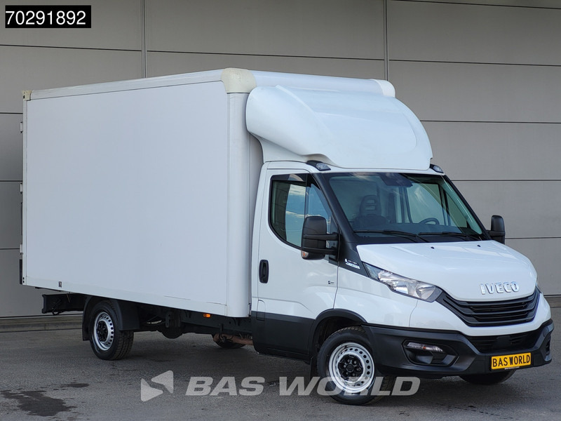 Iveco Daily 35S16 Automaat Bakwagen Achterdeuren 160PK Airco Camera Euro6 Meubelbak Koffer 21m3 Airco - Fourgon grand volume: photos 5 Iveco Daily 35S16 Automaat Bakwagen Achterdeuren 160PK Airco Camera Euro6 Meubelbak Koffer 21m3 Airco - Fourgon grand volume: photos 5