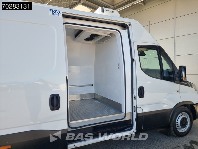 Utilitaire frigorifique Iveco Daily 35S16 SCHADE/DAMAGE! Koelwagen Vriezer Automaat Thermo King V-300 MAX Airco Cruise Parkeersensoren Kühl Kühler Koel Koeler Kühlw: photos 7