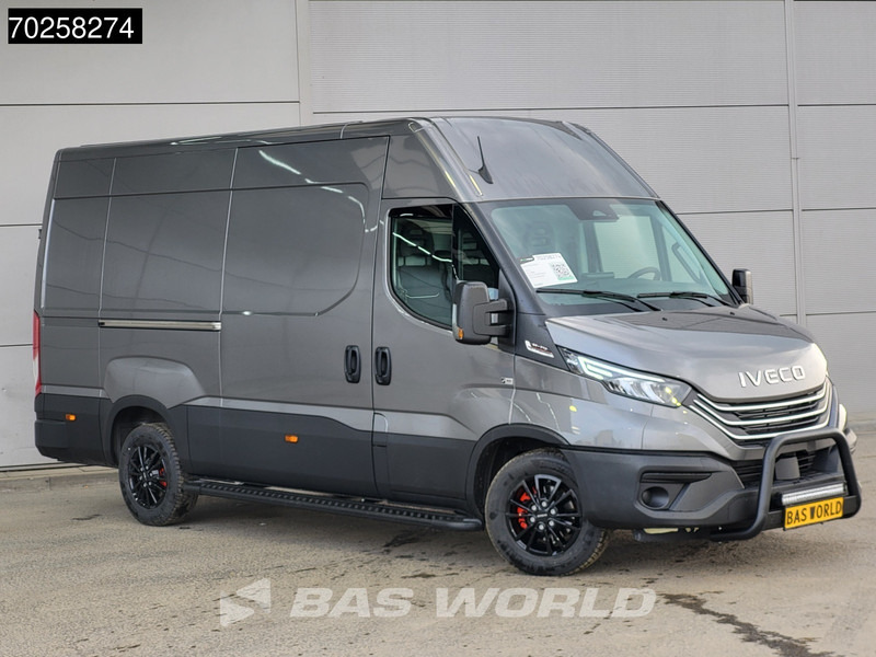 Iveco Daily 35S21 Automaat 2025 Black Edition model L2H2 ACC LED CarPlay Velgen Camera 12m3 Airco - Fourgon utilitaire: photos 3 Iveco Daily 35S21 Automaat 2025 Black Edition model L2H2 ACC LED CarPlay Velgen Camera 12m3 Airco - Fourgon utilitaire: photos 3