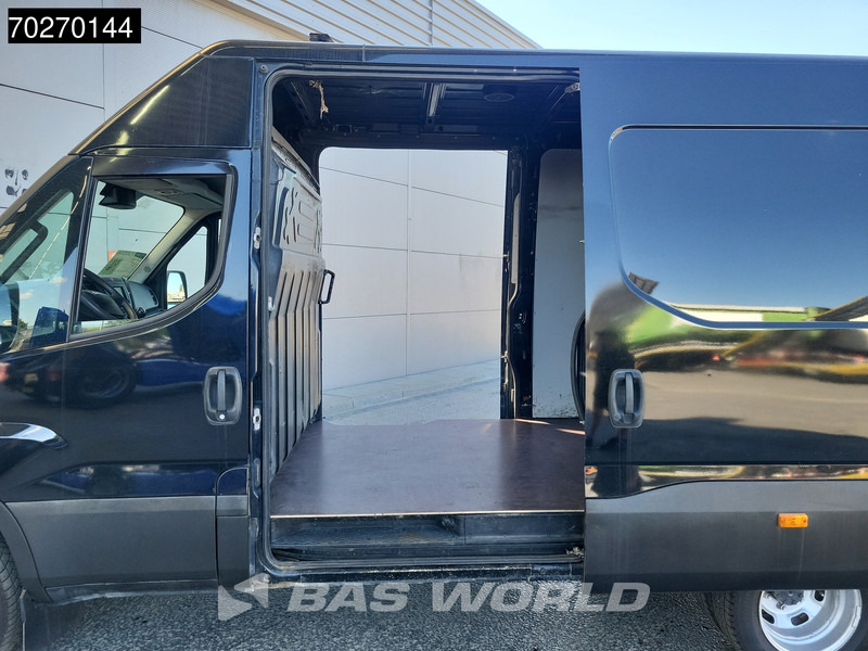 Iveco Daily 50C18 3.0L 180PK Dubbellucht 2x Schuifdeur L2H2 Euro6 Camera Airco Cruise L2 12m3 Airco Cruise control - Fourgon utilitaire: photos 3 Iveco Daily 50C18 3.0L 180PK Dubbellucht 2x Schuifdeur L2H2 Euro6 Camera Airco Cruise L2 12m3 Airco Cruise control - Fourgon utilitaire: photos 3