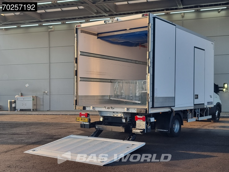 Iveco Daily 72C21 3.0L Koelwagen Laadklep Thermo King T-600R 380V Luchtvering Koelwagen Airco Cruise Camera Koeler Koel Kühlwagen 28m3 Airco - Utilitaire frigorifique: photos 3 Iveco Daily 72C21 3.0L Koelwagen Laadklep Thermo King T-600R 380V Luchtvering Koelwagen Airco Cruise Camera Koeler Koel Kühlwagen 28m3 Airco - Utilitaire frigorifique: photos 3