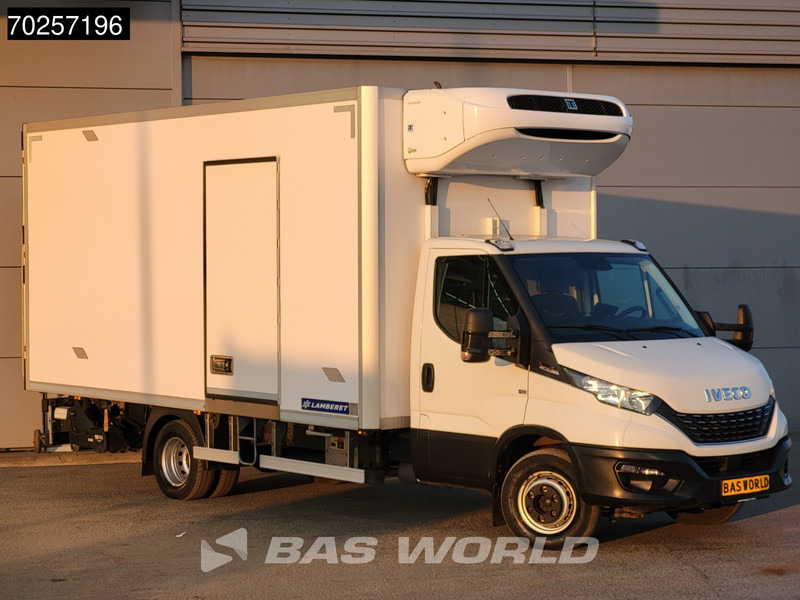 Iveco Daily 72C21 3.0L Koelwagen Laadklep Thermo King T-600R 380V Luchtvering Koelwagen Airco Cruise Camera Koeler Koel Kühlwagen 28m3 Airco - Utilitaire frigorifique: photos 3 Iveco Daily 72C21 3.0L Koelwagen Laadklep Thermo King T-600R 380V Luchtvering Koelwagen Airco Cruise Camera Koeler Koel Kühlwagen 28m3 Airco - Utilitaire frigorifique: photos 3