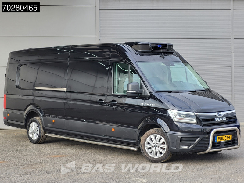 MAN TGE 3.180 Koelwagen Bi-Temp Vriezer Automaat Carrier Pulsor 400mt 230V stekker Trekhaak ACC LED Navi Airco Camera Parkeersensoren Koel Koe - Utilitaire frigorifique: photos 2 MAN TGE 3.180 Koelwagen Bi-Temp Vriezer Automaat Carrier Pulsor 400mt 230V stekker Trekhaak ACC LED Navi Airco Camera Parkeersensoren Koel Koe - Utilitaire frigorifique: photos 2