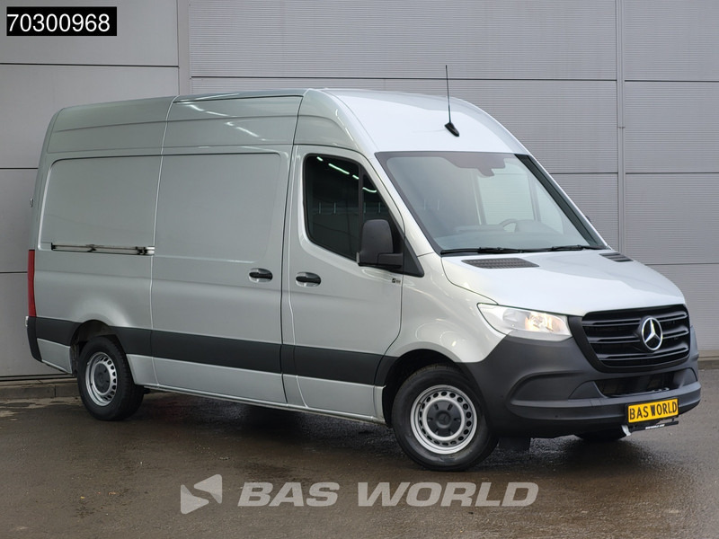 Mercedes-Benz Sprinter 315 CDI Automaat L2H2 150PK Airco Camera Parkeersensoren MBUX CarPlay Euro6 L2 Airco - Fourgonnette: photos 3 Mercedes-Benz Sprinter 315 CDI Automaat L2H2 150PK Airco Camera Parkeersensoren MBUX CarPlay Euro6 L2 Airco - Fourgonnette: photos 3