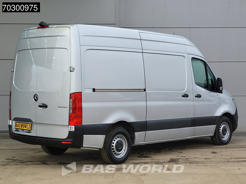 Mercedes-Benz Sprinter 315 CDI Automaat L2H2 150PK Airco Camera Parkeersensoren MBUX CarPlay Euro6 L2 Airco - Fourgonnette: photos 5 Mercedes-Benz Sprinter 315 CDI Automaat L2H2 150PK Airco Camera Parkeersensoren MBUX CarPlay Euro6 L2 Airco - Fourgonnette: photos 5