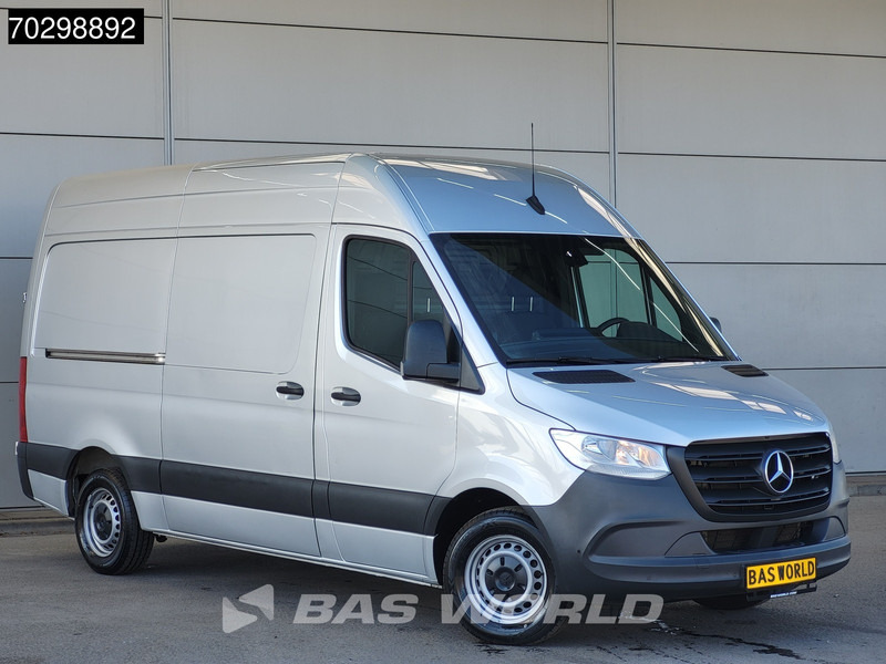 Mercedes-Benz Sprinter 315 CDI COMING SOON! Automaat L2H2 150PK Airco Camera Parkeersensoren MBUX CarPlay Euro6 L2 12m3 Airco - Fourgonnette: photos 3 Mercedes-Benz Sprinter 315 CDI COMING SOON! Automaat L2H2 150PK Airco Camera Parkeersensoren MBUX CarPlay Euro6 L2 12m3 Airco - Fourgonnette: photos 3