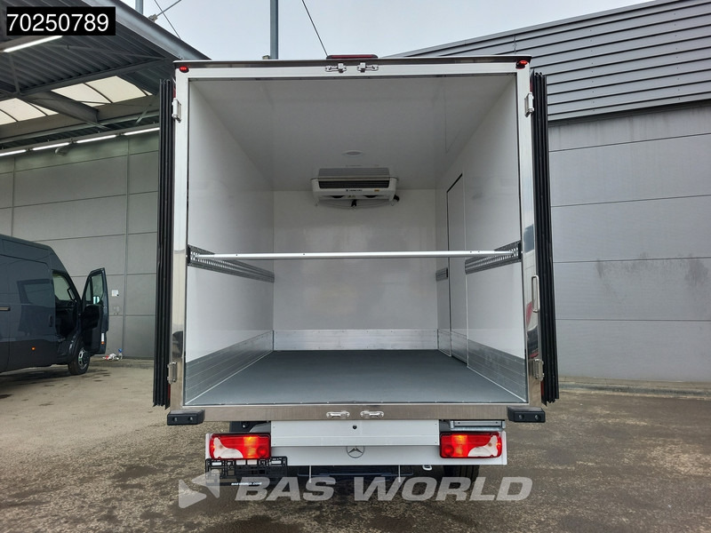 Mercedes-Benz Sprinter 315 CDI Koelwagen 2025model Thermo King V-300max 230V stekker Bakwagen Koel Kühlwagen 13m3 Airco Cruise control - Utilitaire frigorifique: photos 3 Mercedes-Benz Sprinter 315 CDI Koelwagen 2025model Thermo King V-300max 230V stekker Bakwagen Koel Kühlwagen 13m3 Airco Cruise control - Utilitaire frigorifique: photos 3